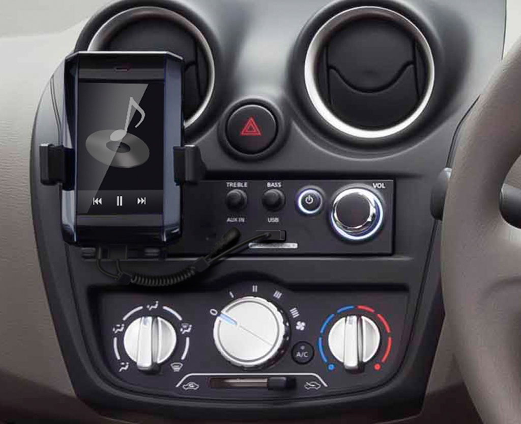 Nissan Datsun Go Music Player With The Mobile Docking Station